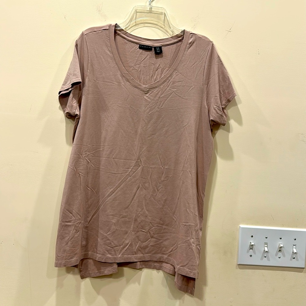 Tahari Womens Blush Short Sleeve V Neck Tee
